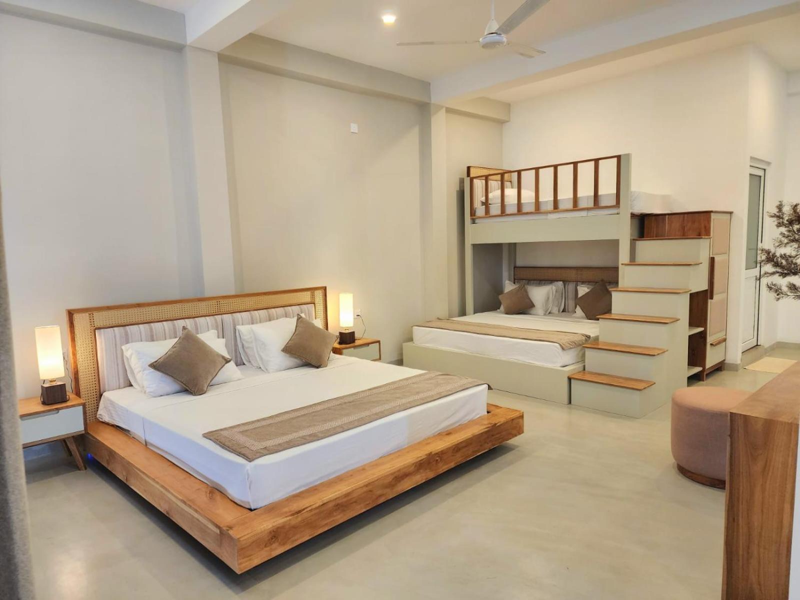 Hotel Blue Note Hikkaduwa Esterno foto