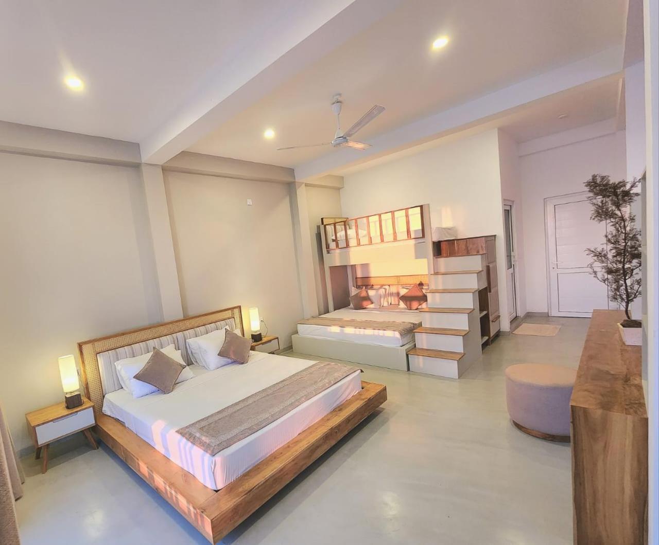 Hotel Blue Note Hikkaduwa Esterno foto